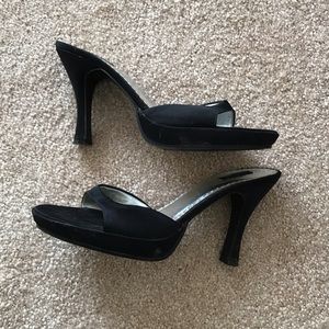 Xhilaration heels